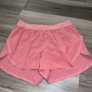 Find your pace lulu shorts